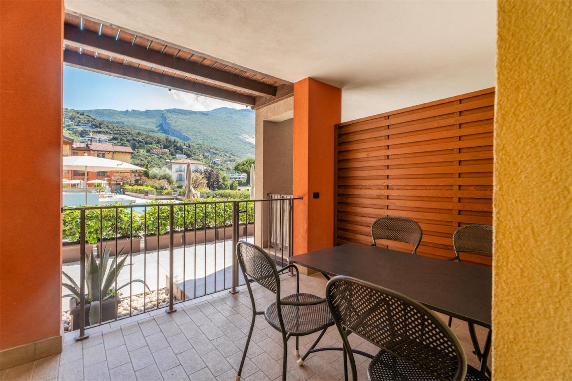 Residence Maroadi Torbole Sul Garda Eksteriør bilde