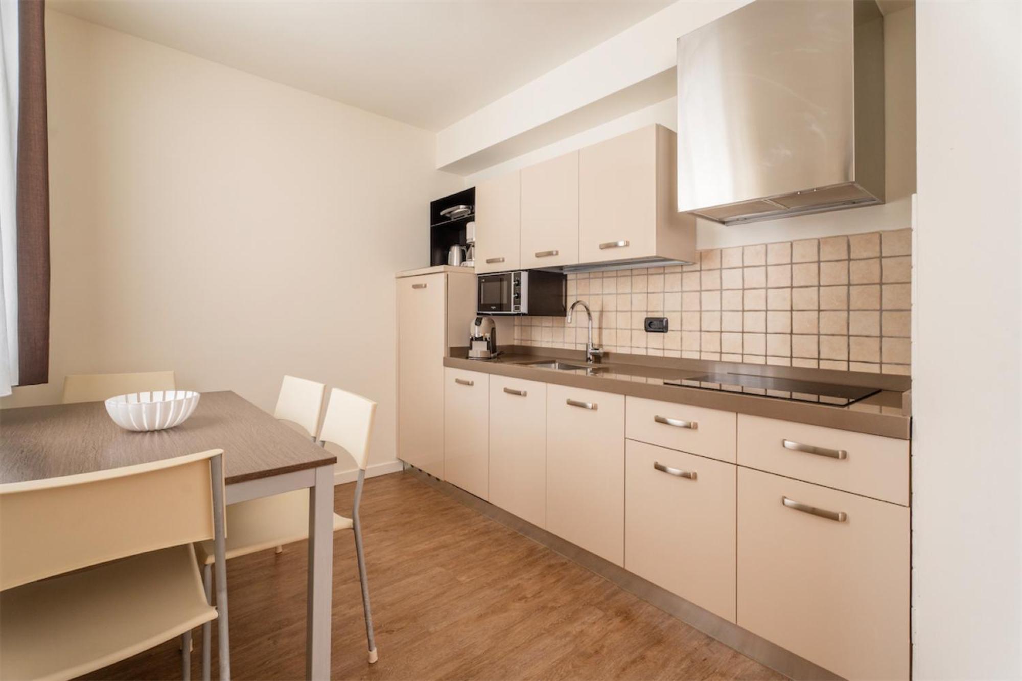 Residence Maroadi Torbole Sul Garda Eksteriør bilde