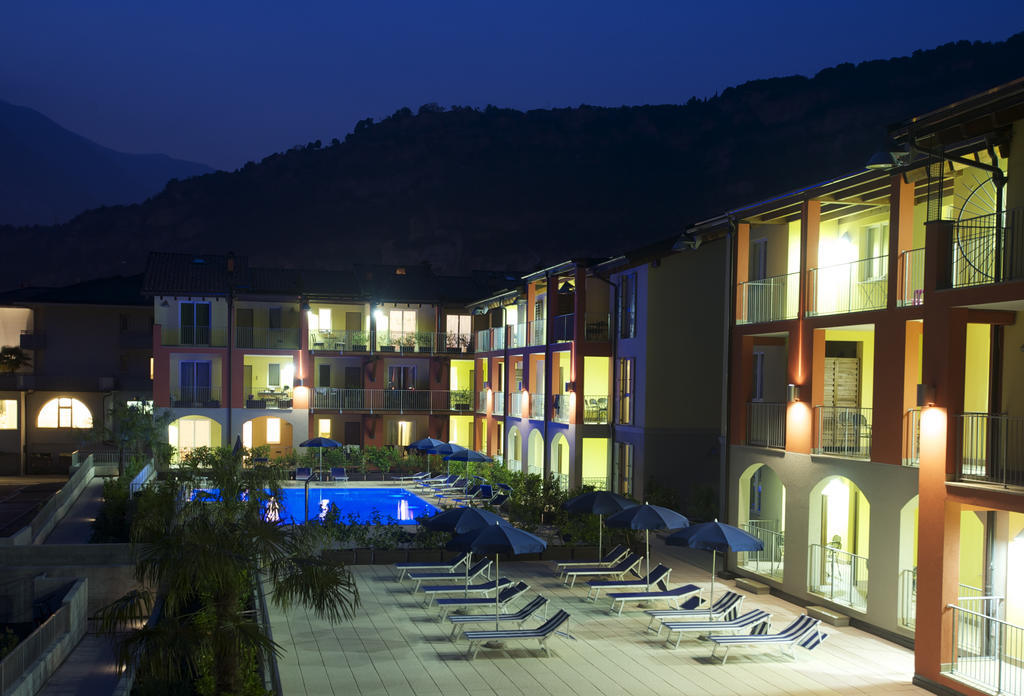 Residence Maroadi Torbole Sul Garda Eksteriør bilde